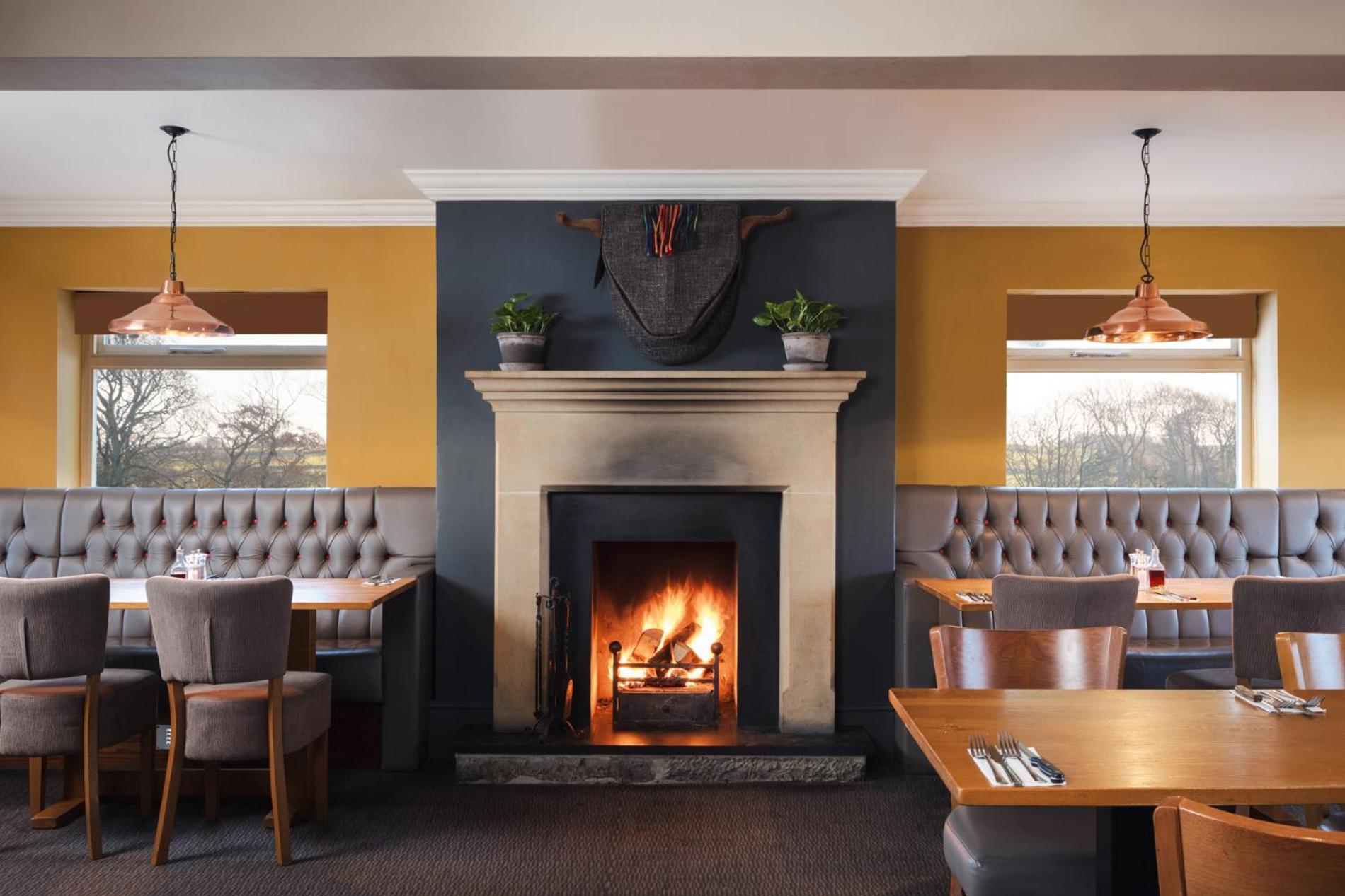 The Highwayman Hotel เชสเตอร์ฟิลด์ ภายนอก รูปภาพ