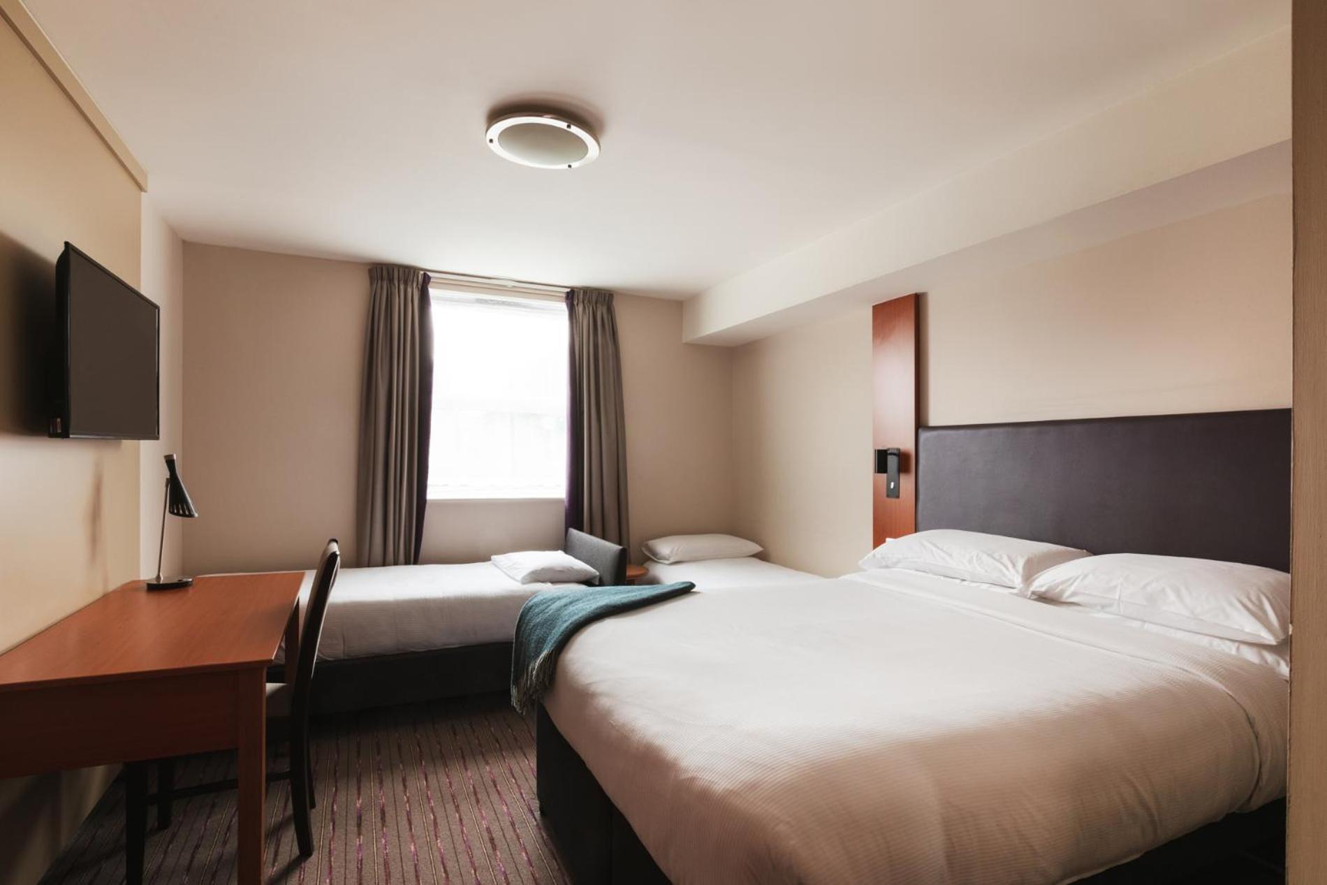 The Highwayman Hotel เชสเตอร์ฟิลด์ ภายนอก รูปภาพ