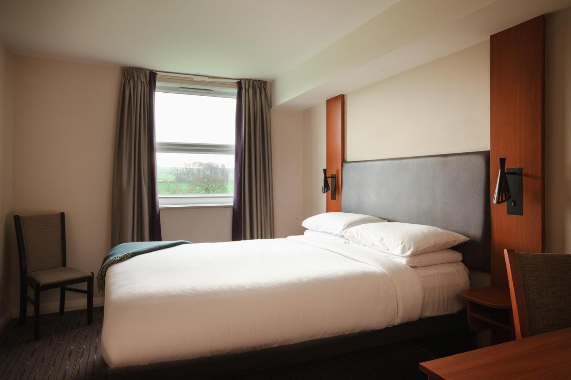 The Highwayman Hotel เชสเตอร์ฟิลด์ ภายนอก รูปภาพ