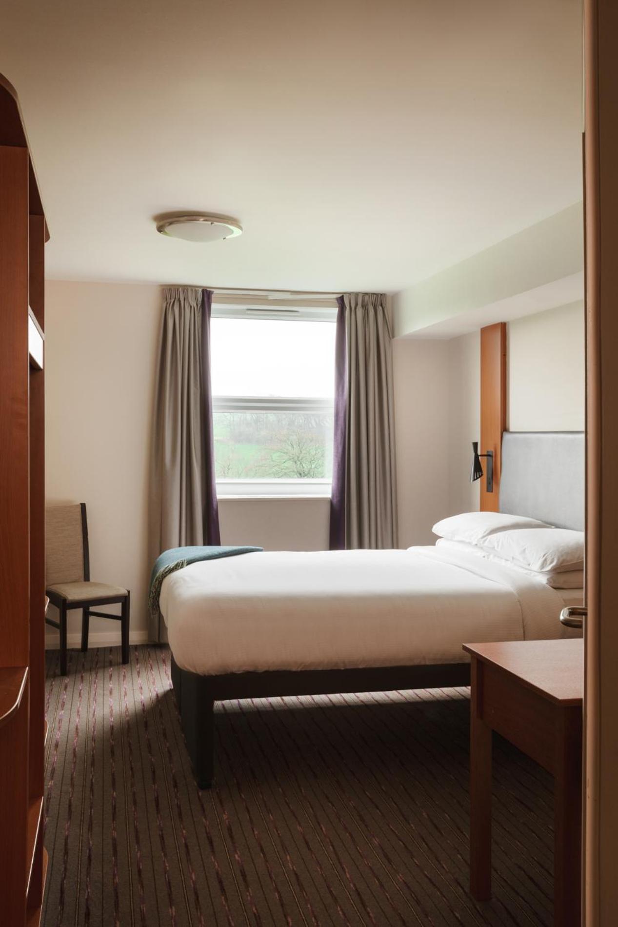 The Highwayman Hotel เชสเตอร์ฟิลด์ ภายนอก รูปภาพ